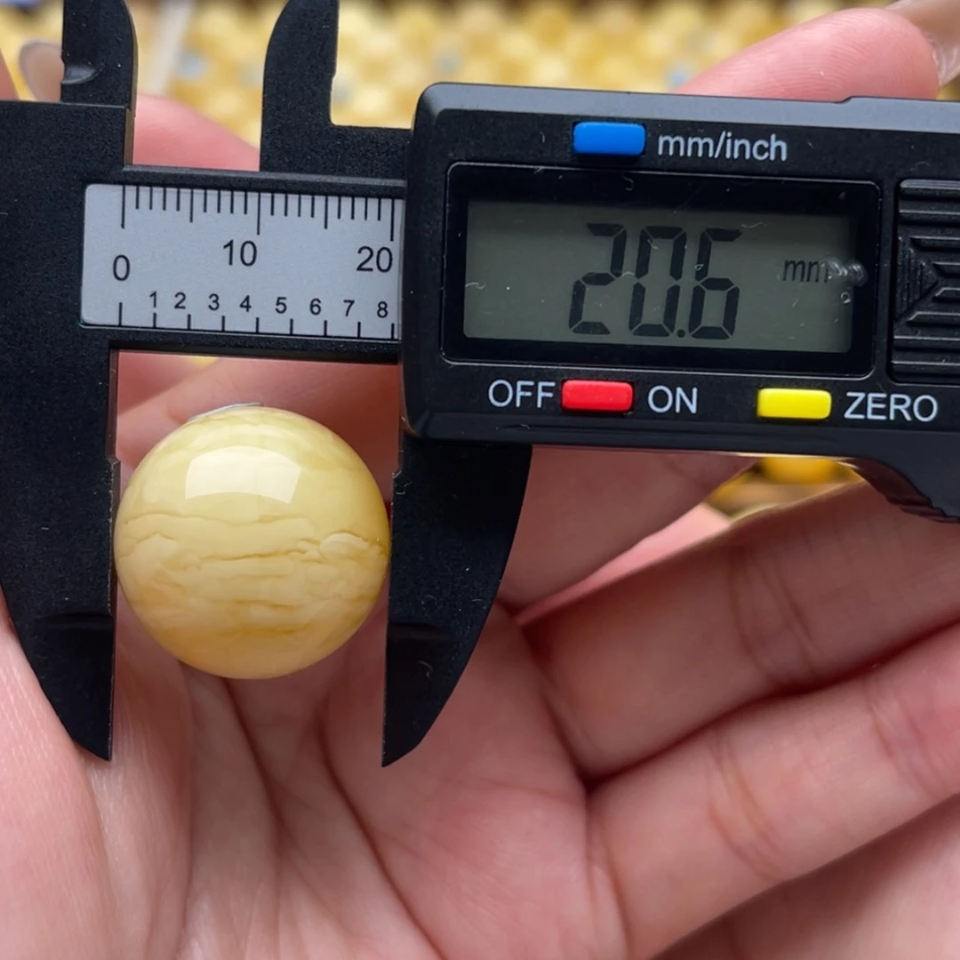 琥珀未镶嵌裸石蜜蜡圆珠笑