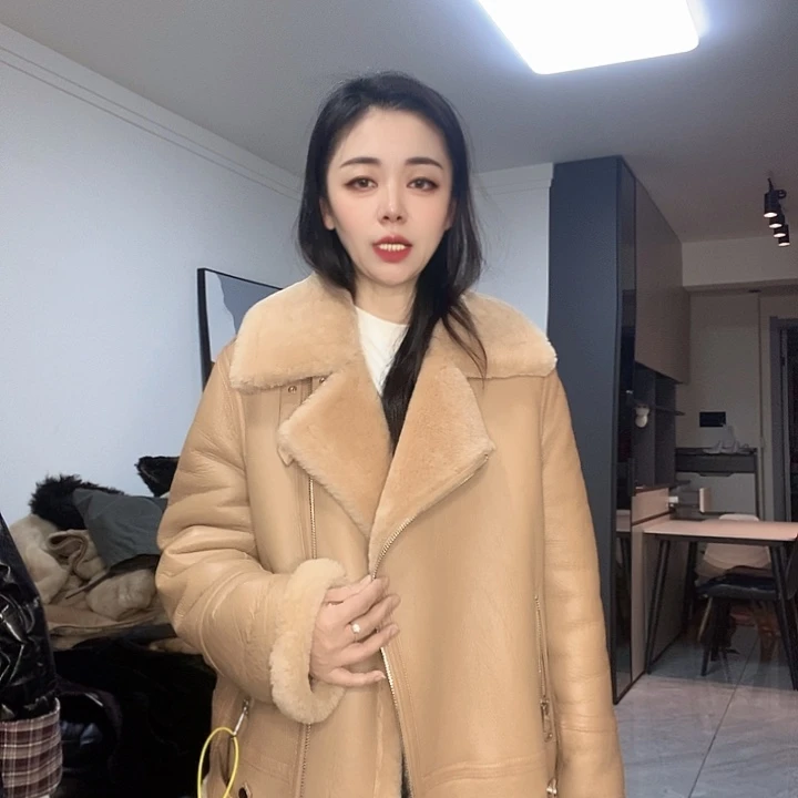 绵羊皮美丽奴皮毛一体XL135斤左右