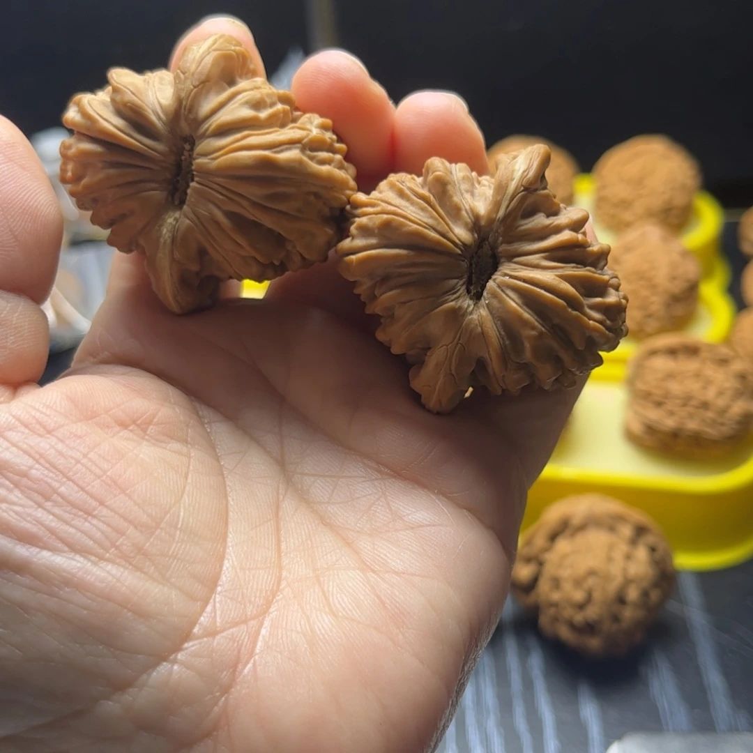 文玩核桃吊坠林****柳拱桥楼4.3