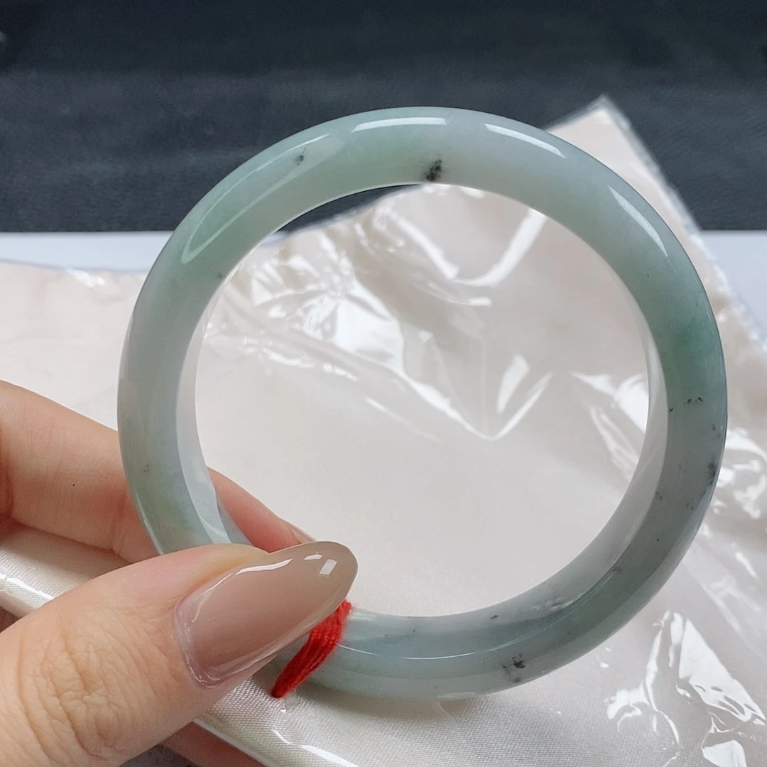 【闪购商品】翡翠手镯未镶嵌341号