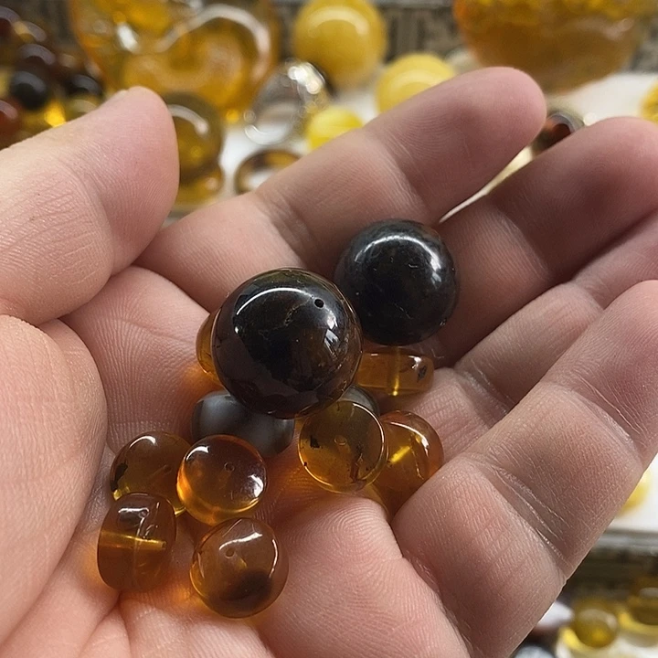 琥珀裸石未镶嵌单珠
