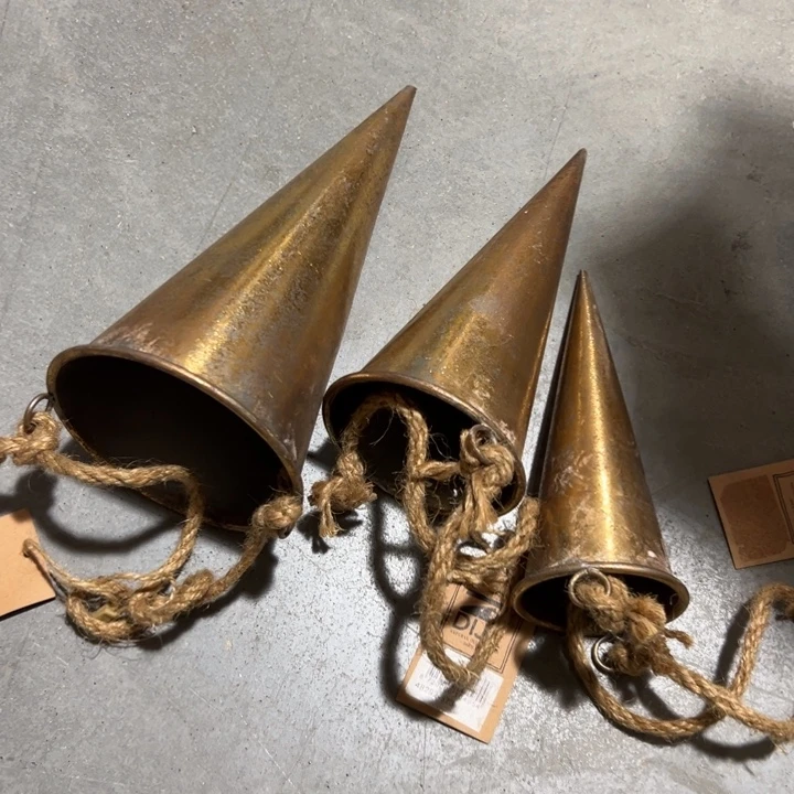 默认瑕疵 不退不换