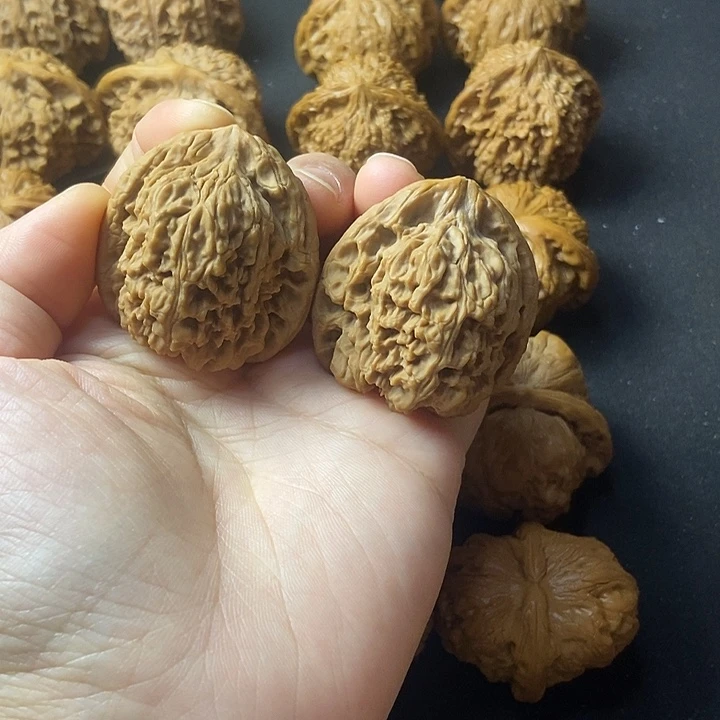 文玩核桃   南疆石