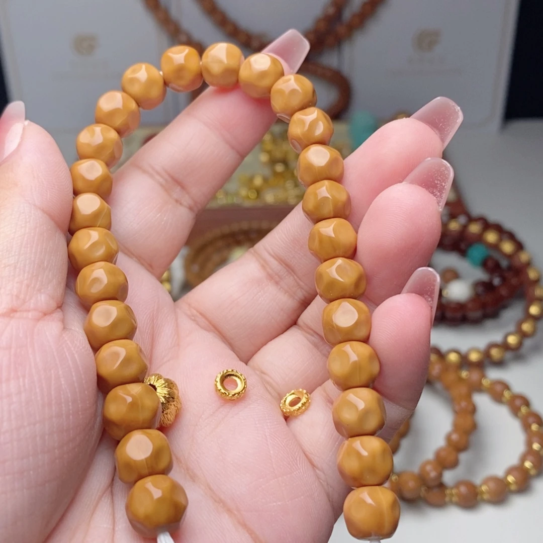 温***孩手串猴头核桃精品