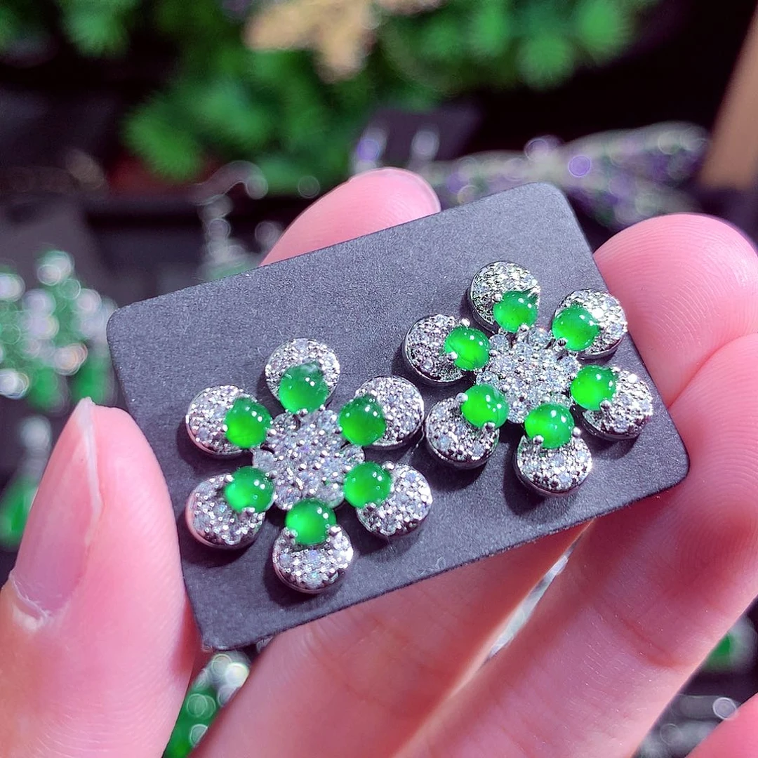 颈饰未镶嵌翡翠天然