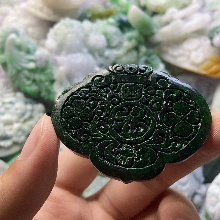 定制翡翠未镶嵌天然翡翠