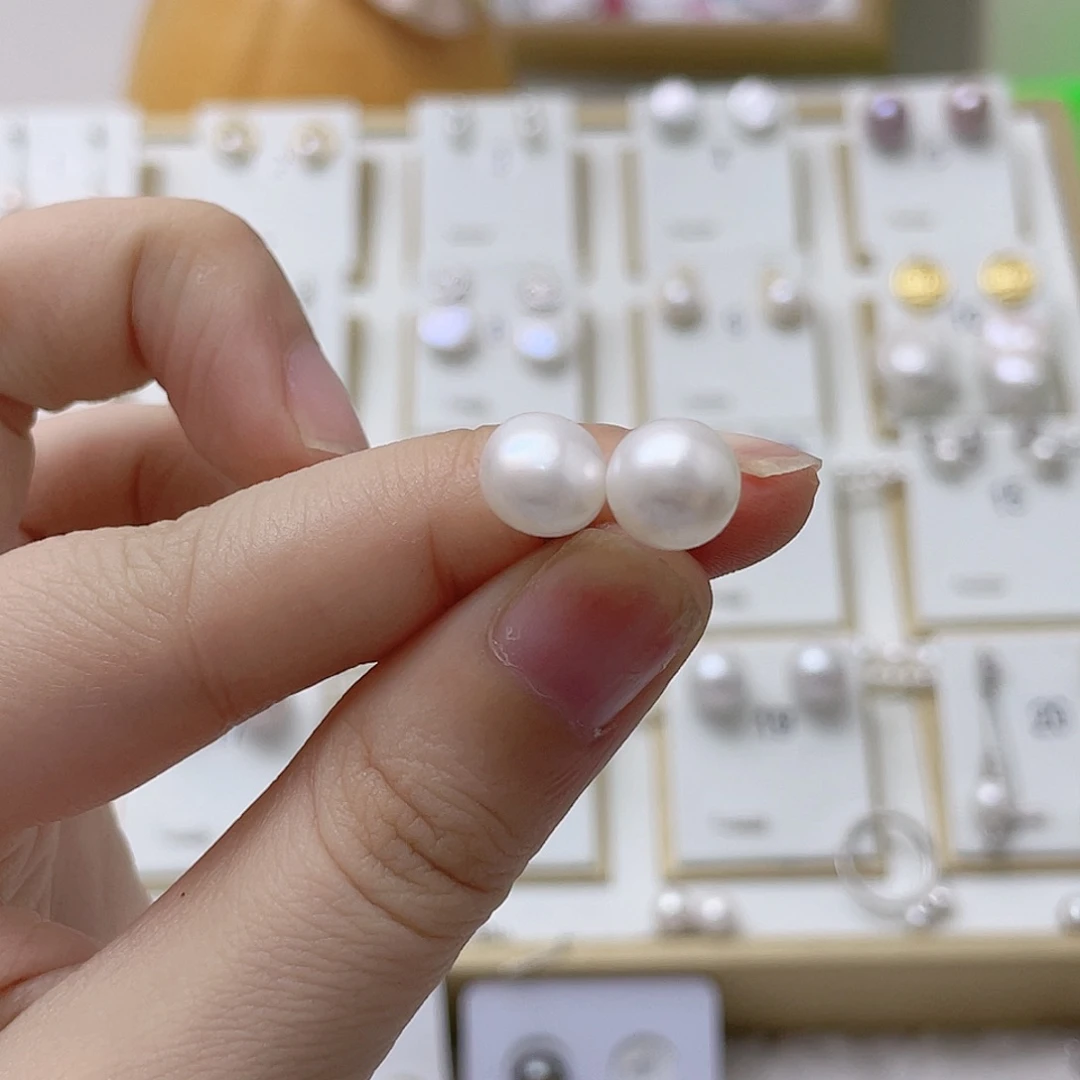 飞***鱼银S925镶嵌耳饰淡水珍珠