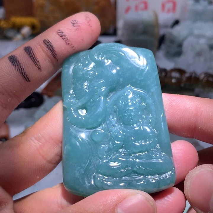 翡翠未镶嵌颈饰保真天然a货翡翠
