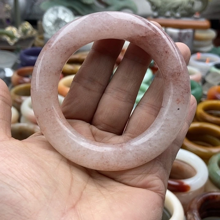 石英岩玉未镶嵌手镯冰杨梅