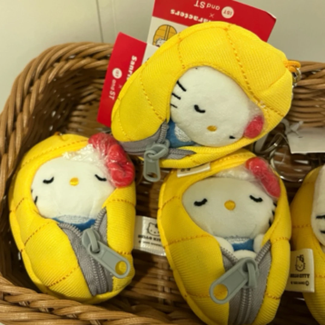 me 联名款HelloKitty睡袋挂件黄色睡袋拉链可打开 pingti