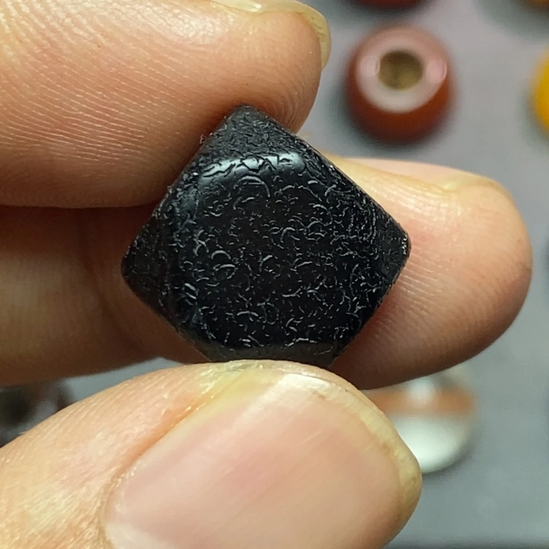 玛瑙/玉髓配饰未镶嵌白*