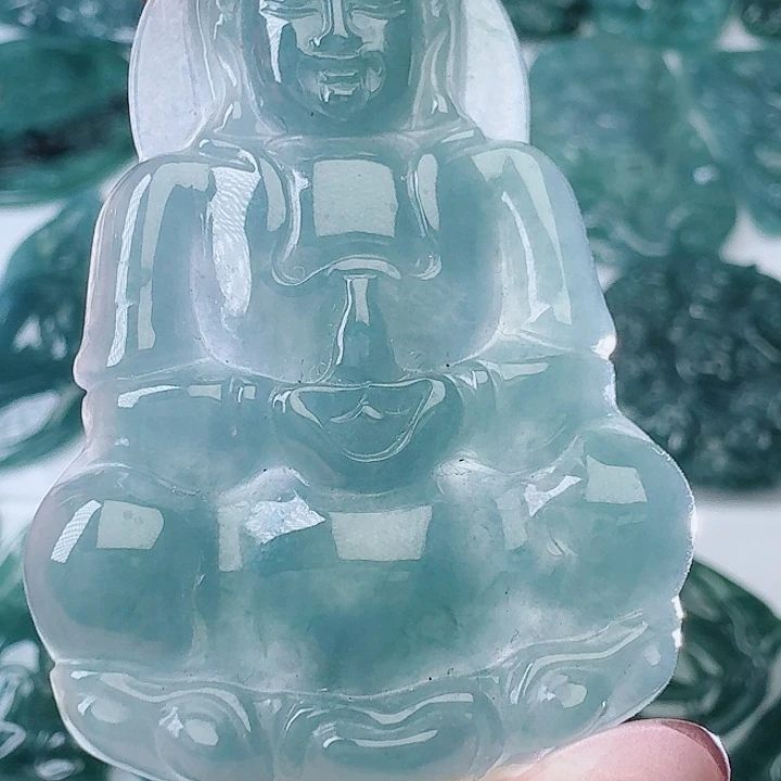 翡翠未镶嵌颈饰天然的A货翡翠多样性发其一