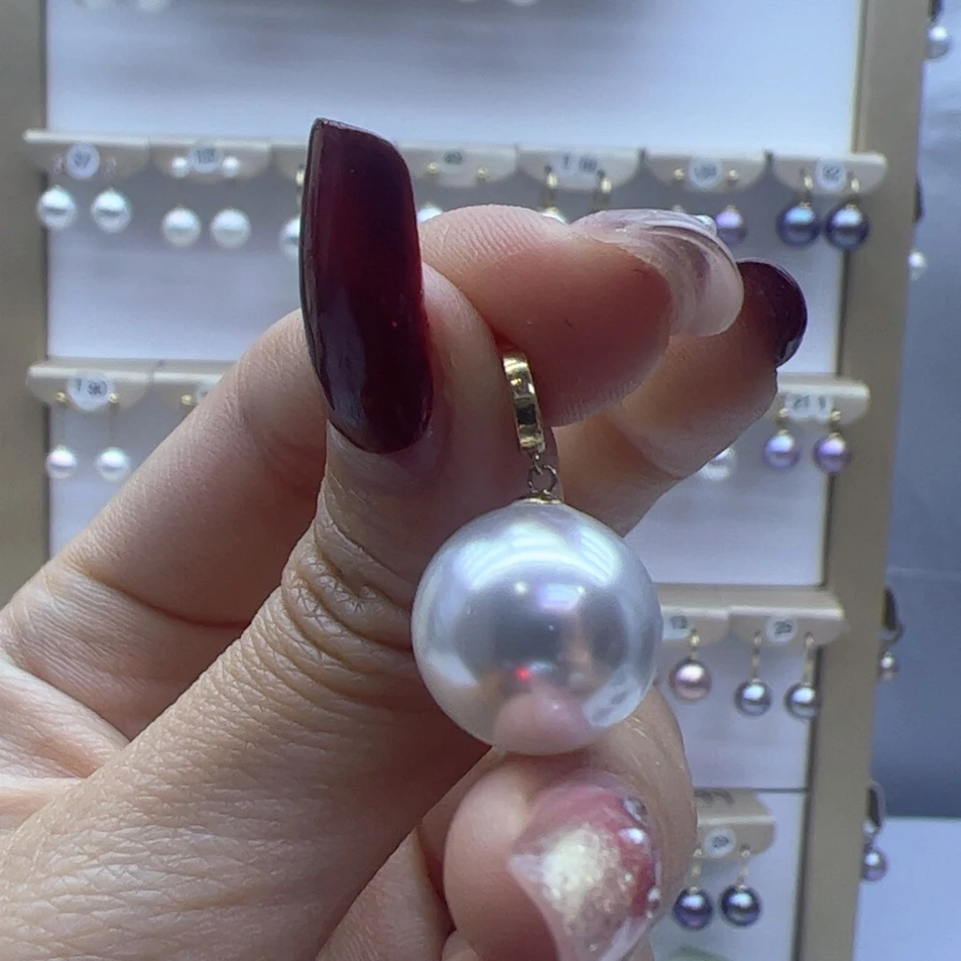 淡水珍珠颈饰18K金镶嵌