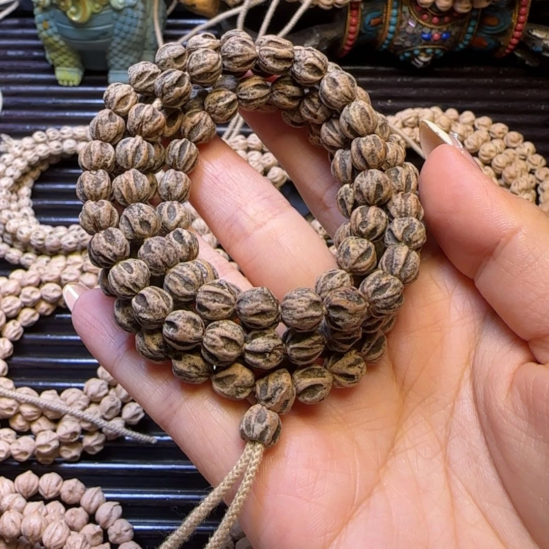 蓝***衣柏香籽/百香籽吊坠