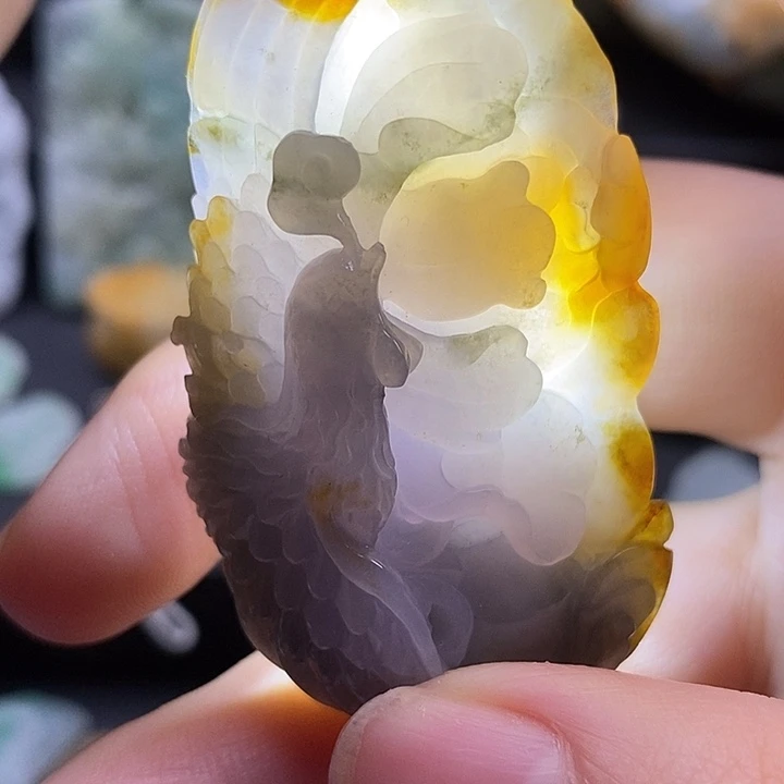 翡翠未镶嵌颈饰翡翠首饰