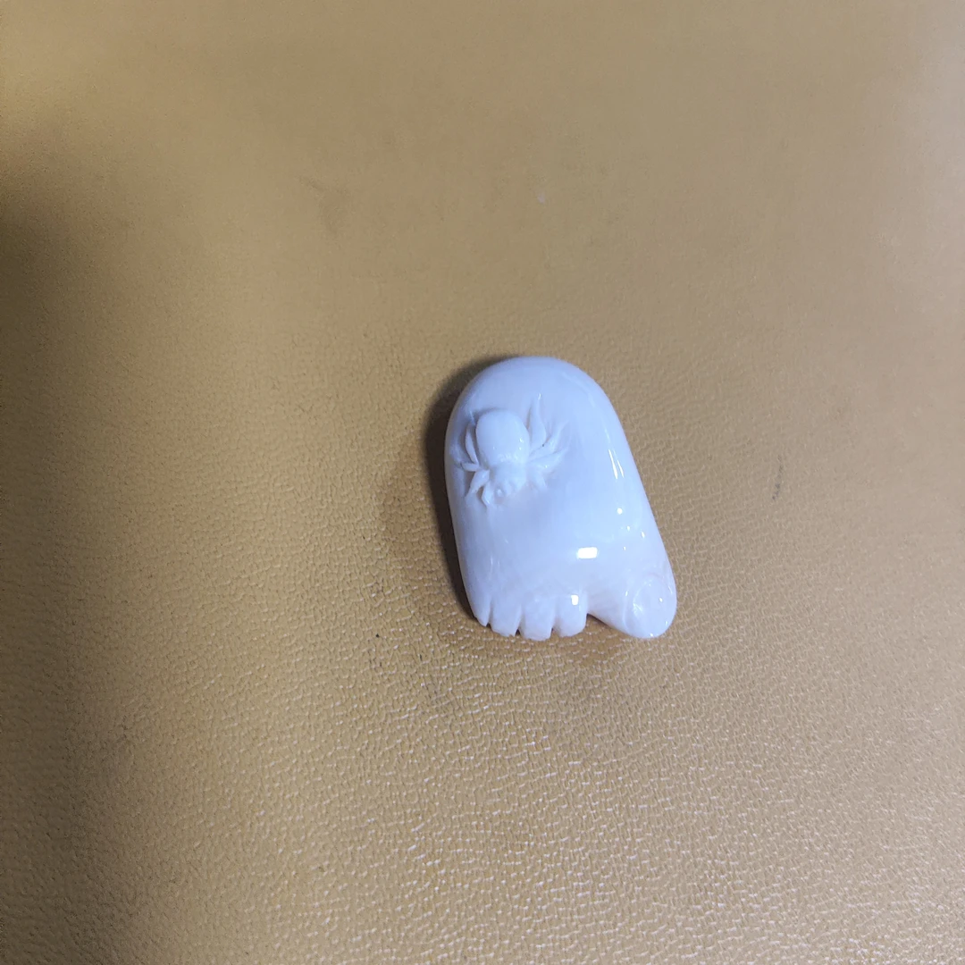 猛犸约3.2克雕刻件ZL4522
