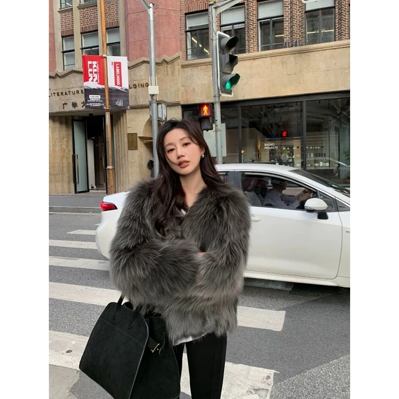 “缪斯女神”显瘦毛毛外套女2024冬年轻款短款毛毛大衣女