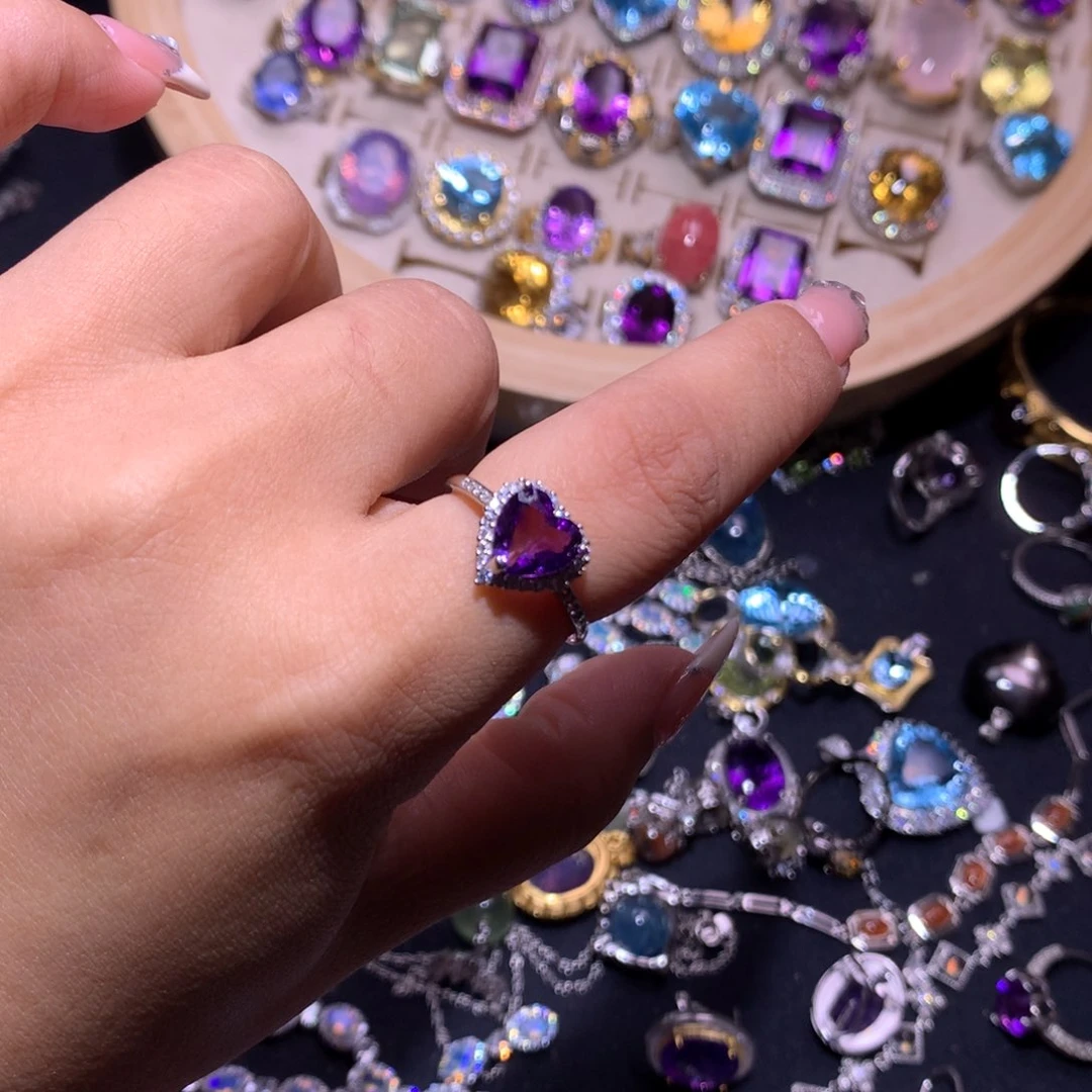 【闪购商品】银S925镶嵌戒指水晶s****g戒指