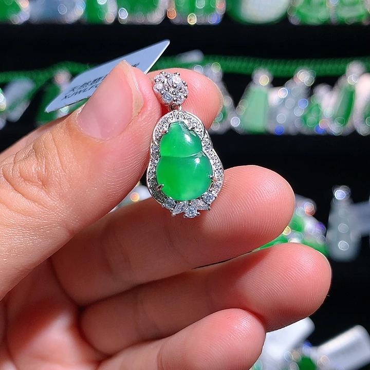 【闪购商品】翡翠银S925镶嵌颈饰天然翡翠