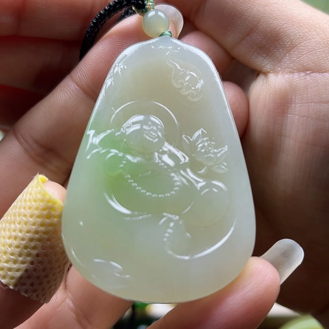 和田玉吊坠未镶嵌