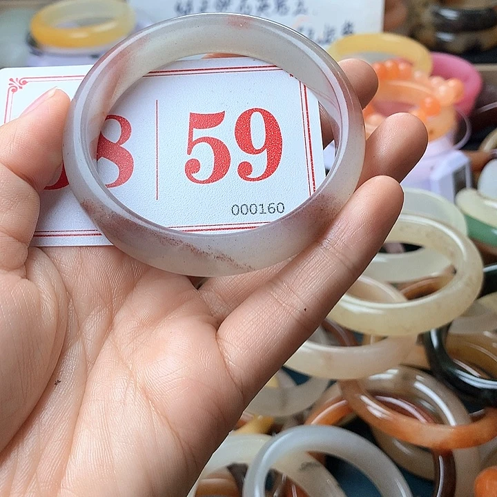 石英质玉（黄龙玉）未镶嵌手镯