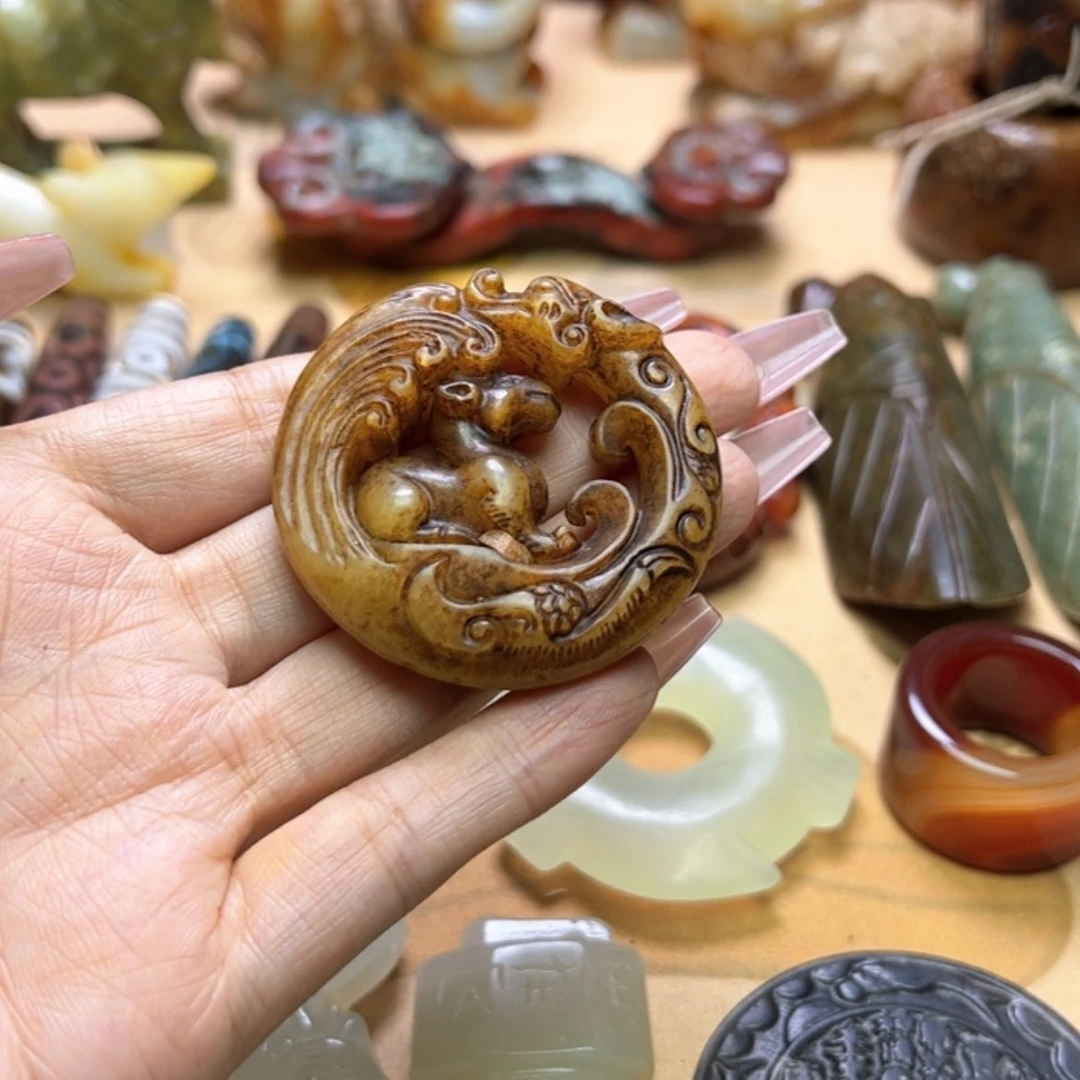 【闪购商品】蛇纹石玉颈饰未镶嵌