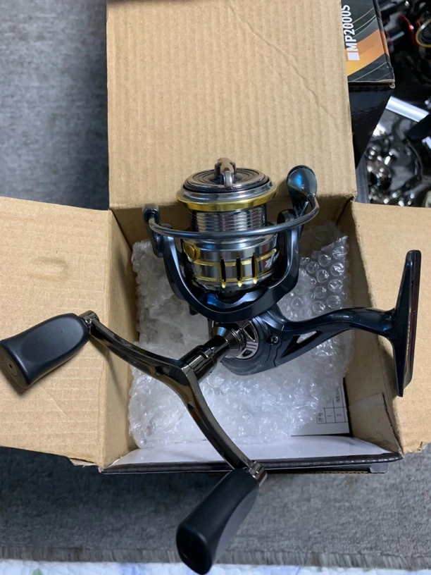 旋入式双摇臂浅线杯纺车轮2500型