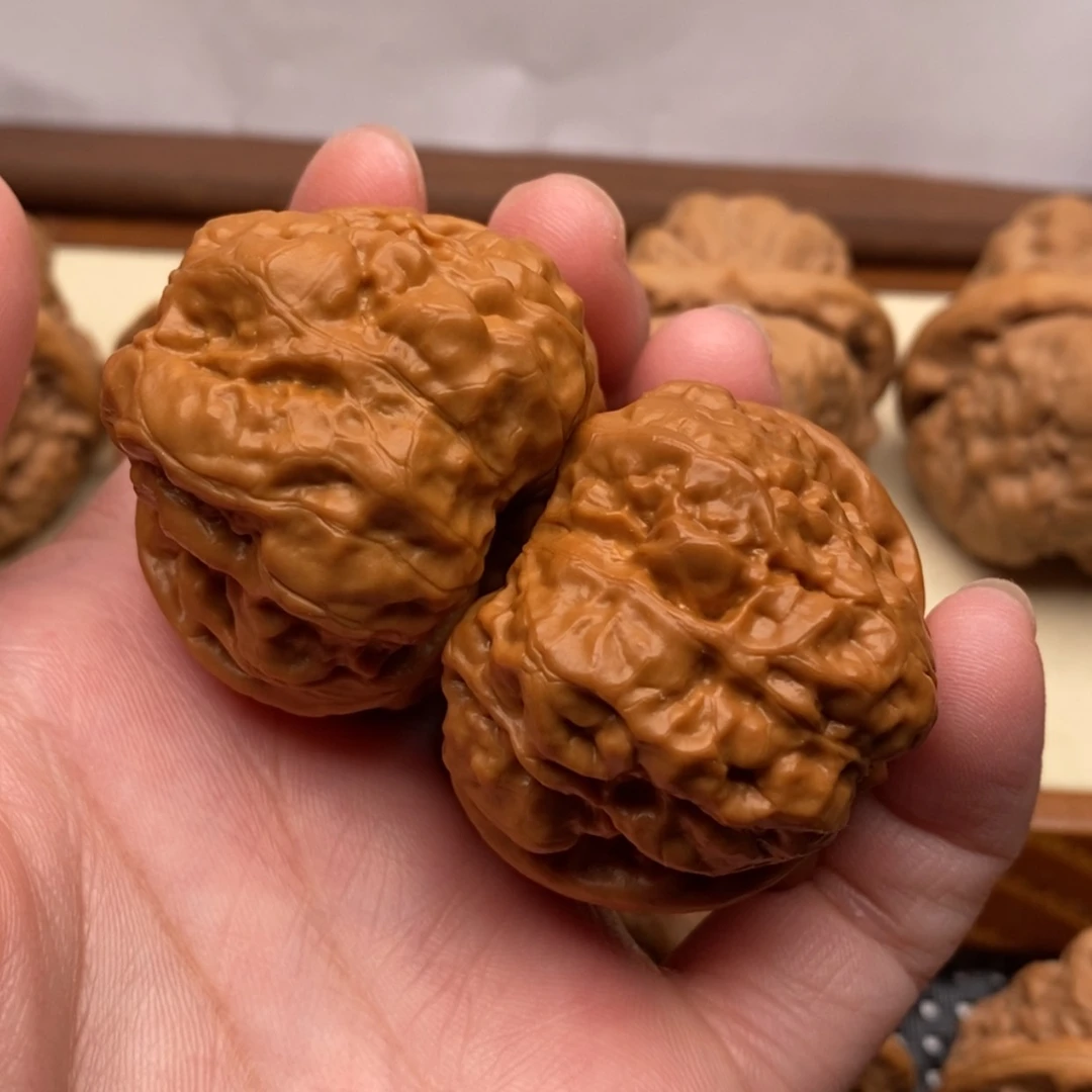 【闪购商品】文玩核桃把件边41左右
