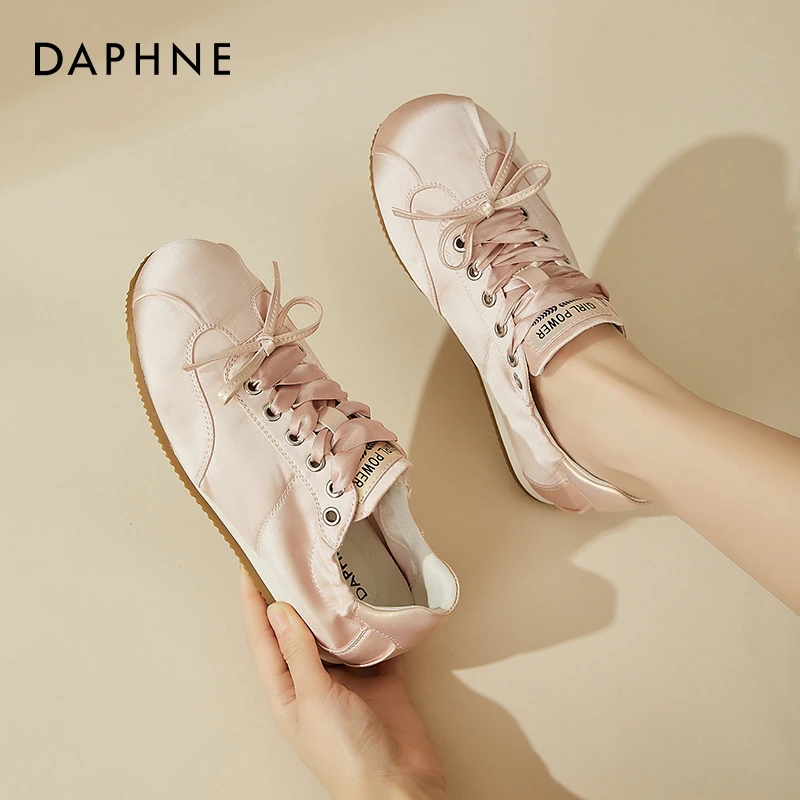 Daphne/达芙妮蝴蝶结粉色芭蕾德训鞋女阿甘鞋百搭平底轻便休闲鞋