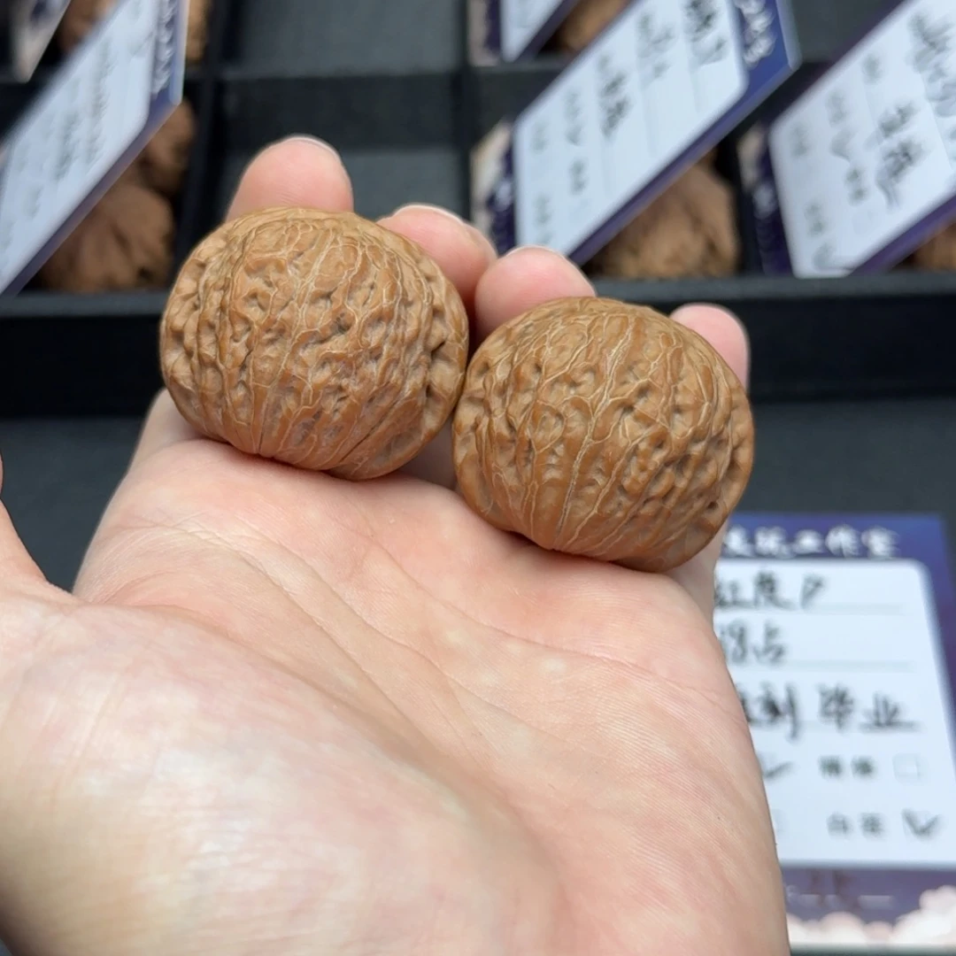 吊坠文玩核桃38.5尺红皮复刻35