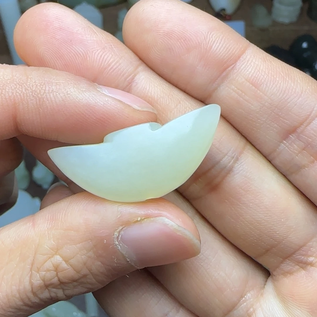 和田玉挂件未镶嵌东*