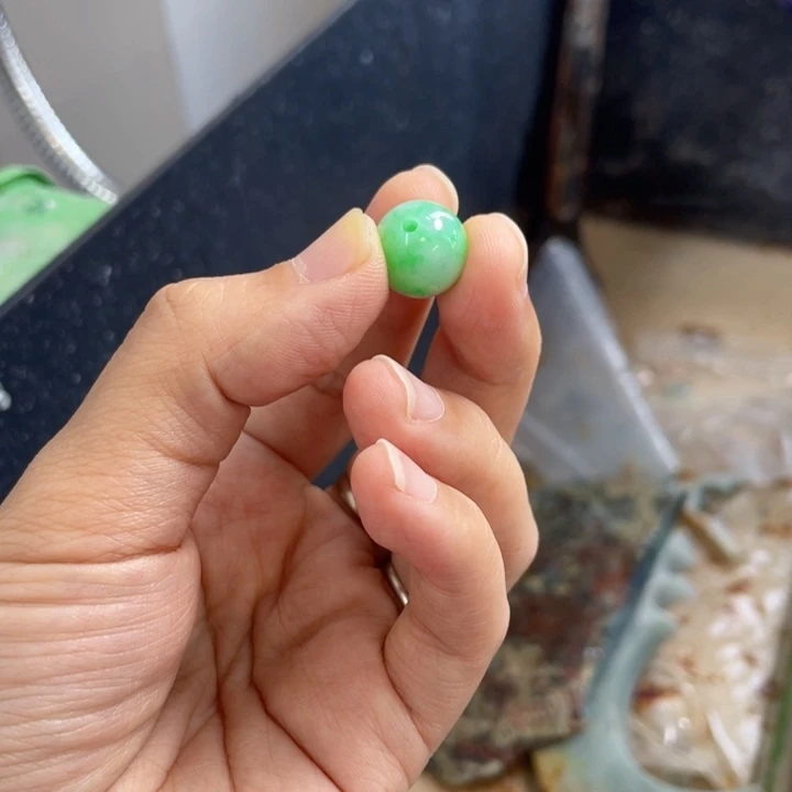 定制翡翠未镶嵌边角料