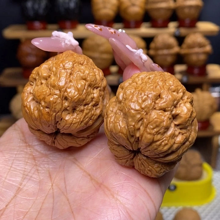 文玩核桃把件帝王蟾36号