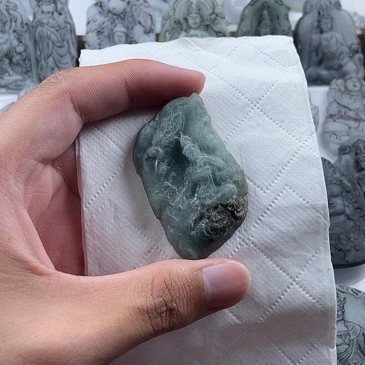 定制翡翠未镶嵌吊坠