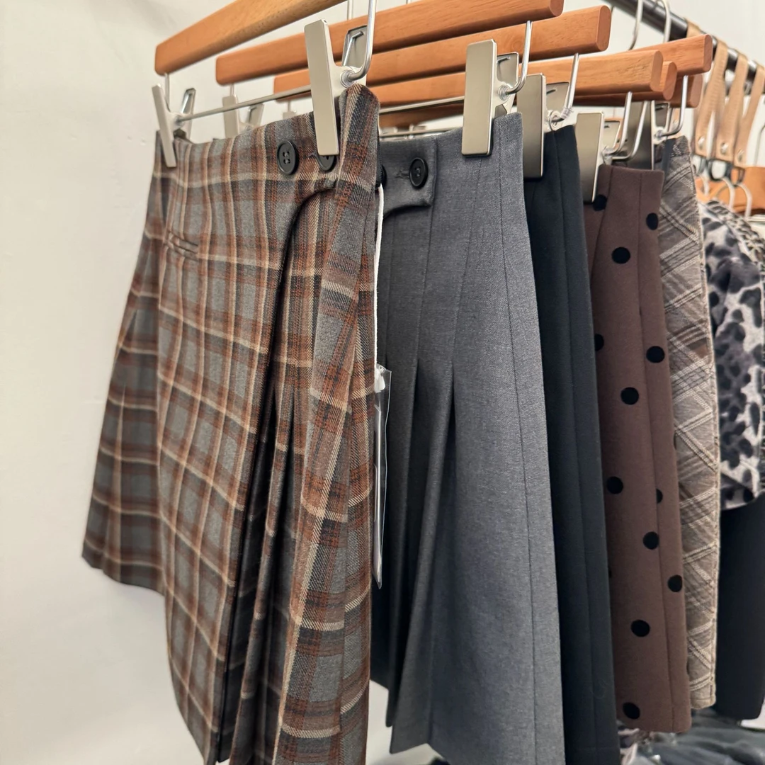 9253东大门两粒扣显瘦A字百褶裙