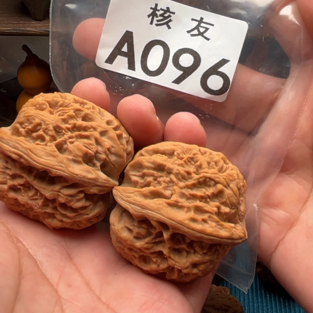 小***满核桃西北。