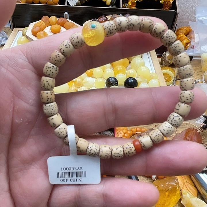 琥珀未镶嵌套链手残