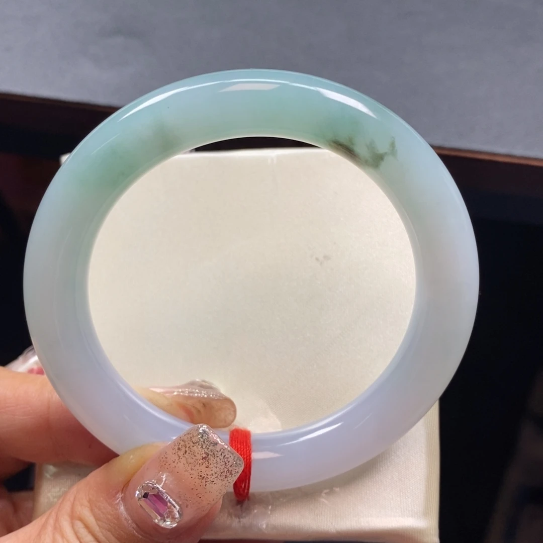 翡翠未镶嵌手镯手镯