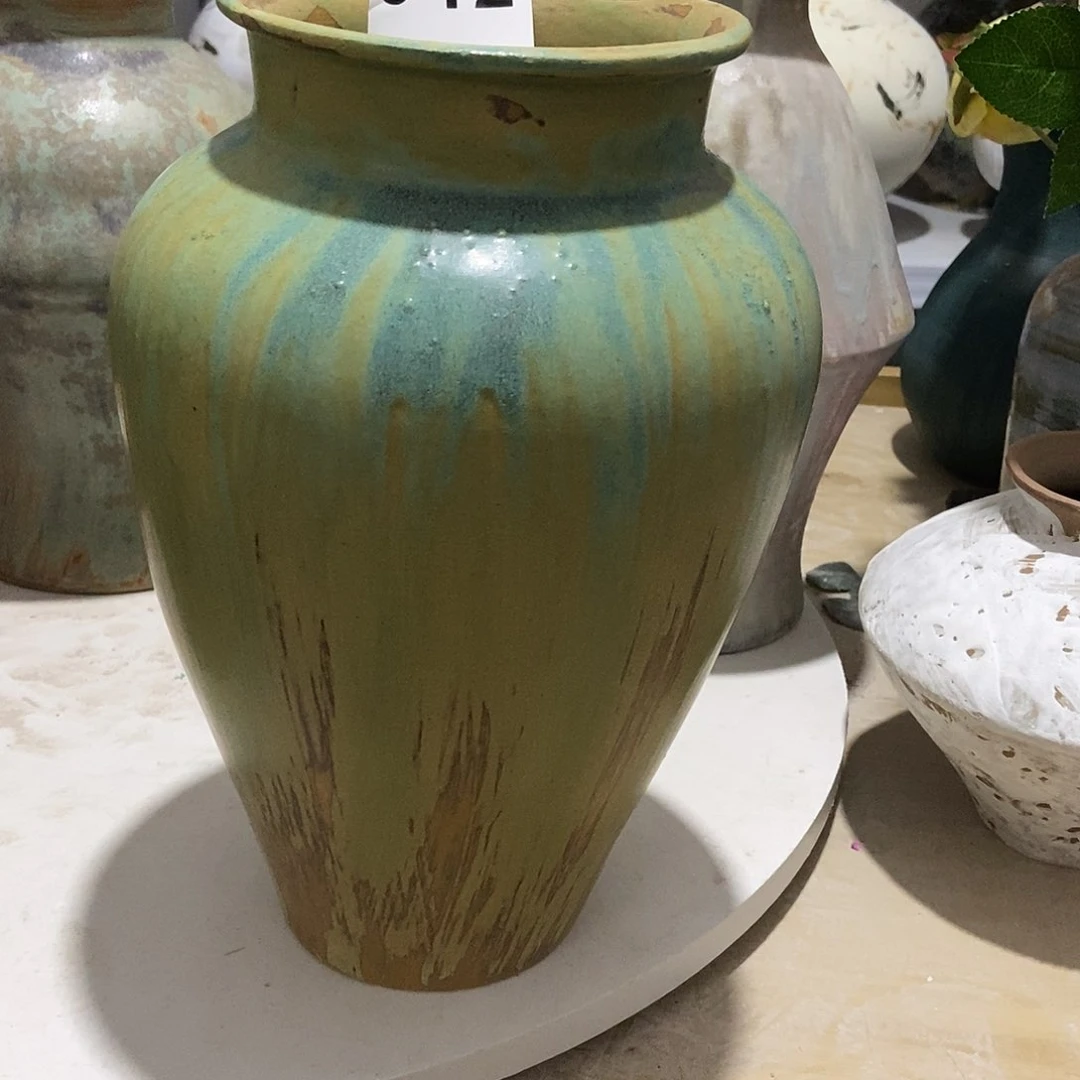 陶瓷景德镇花瓶瑕疵