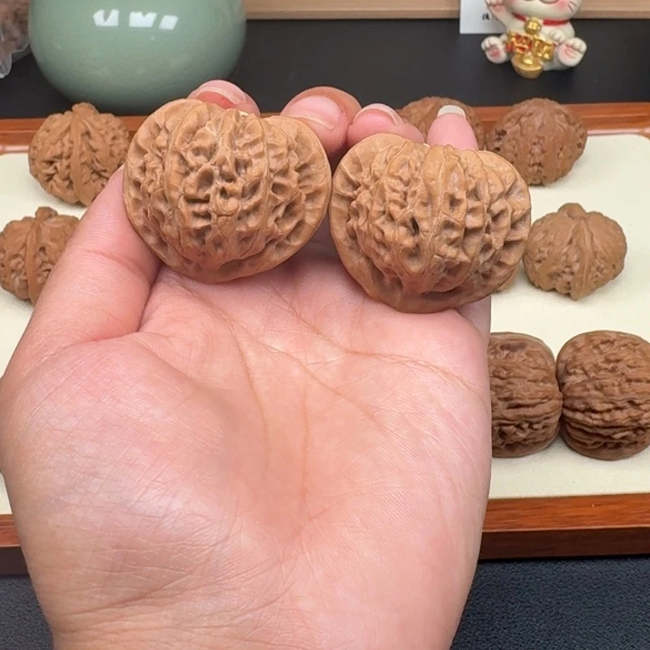 文玩核桃把件全品宫灯48