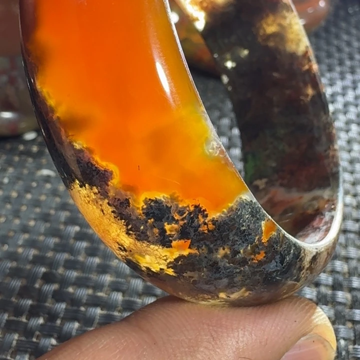 霖***阁玛瑙/玉髓未镶嵌颈饰