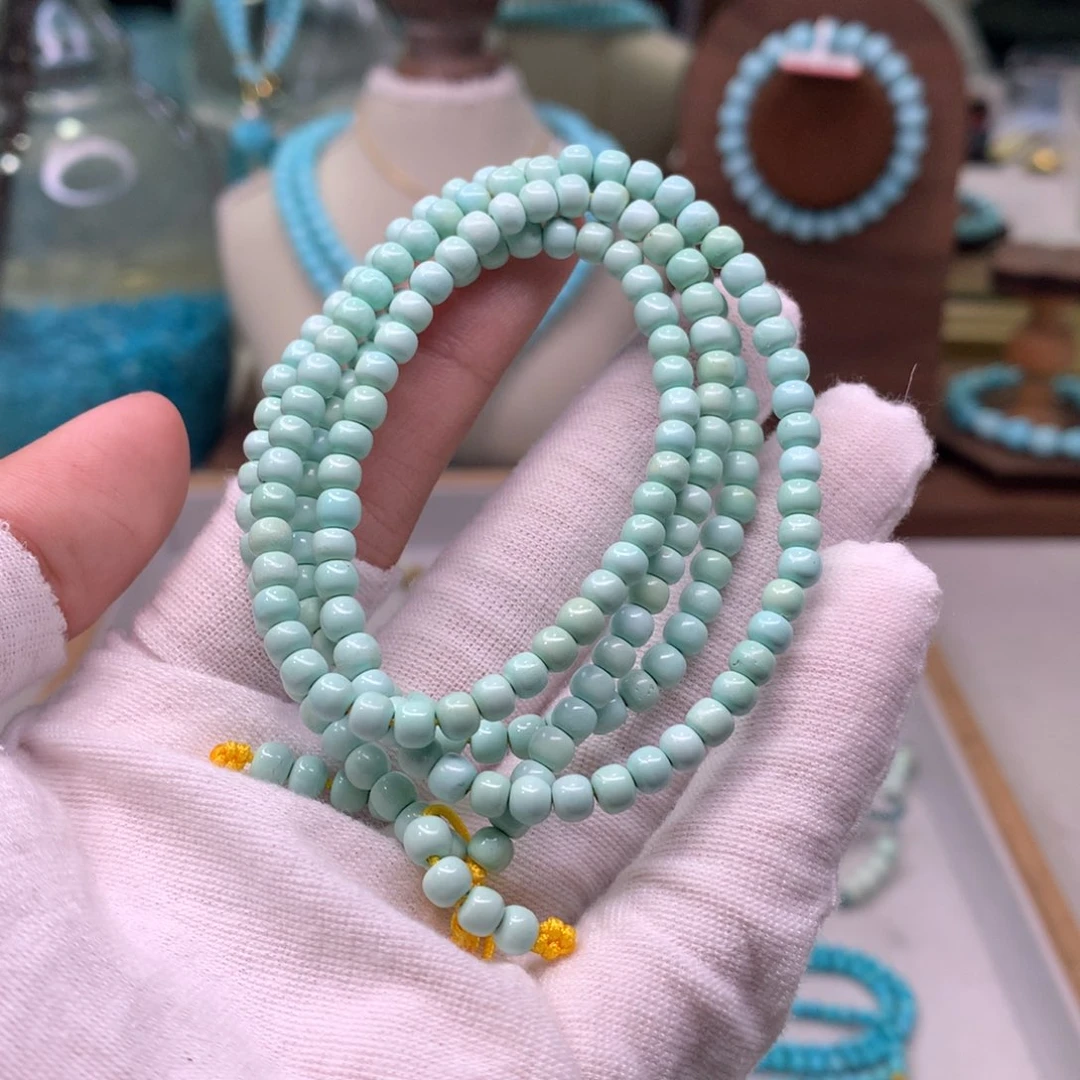 绿松石配饰未镶嵌