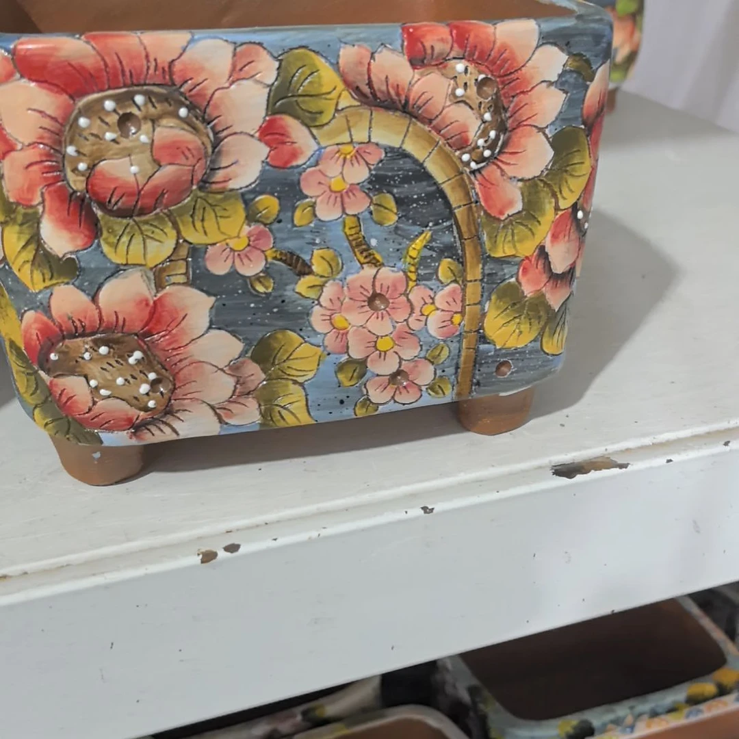 哈***米红泥花盆景德镇陶瓷