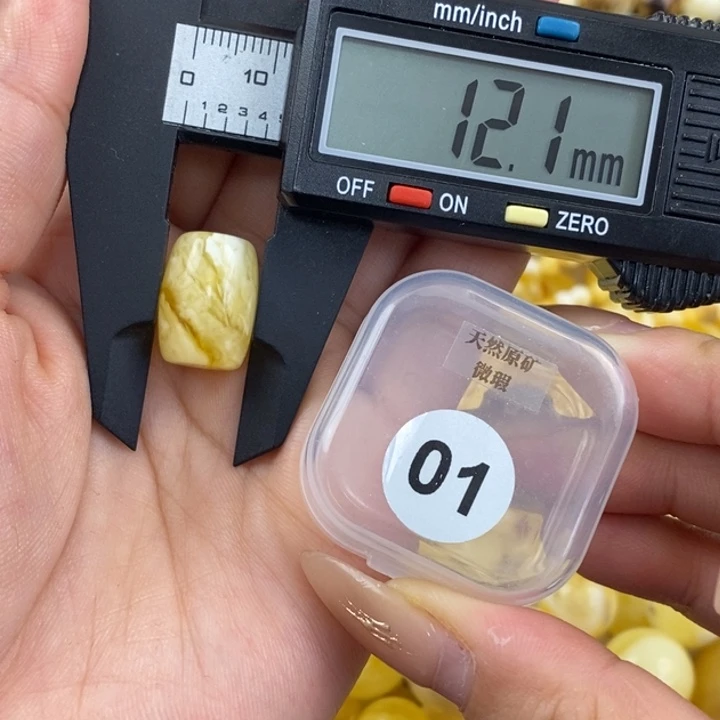 未镶嵌琥珀珠宝奇石琥珀蜜蜡微瑕