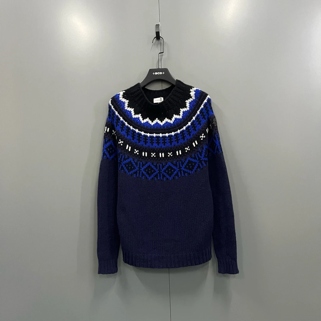95新 MONCLER q34 菱格图腾印花针织衫 M码/bc014020