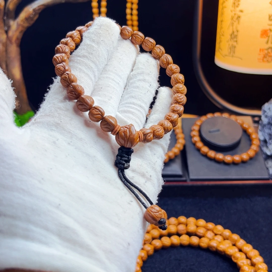 吃****吊坠桃核野生桃核