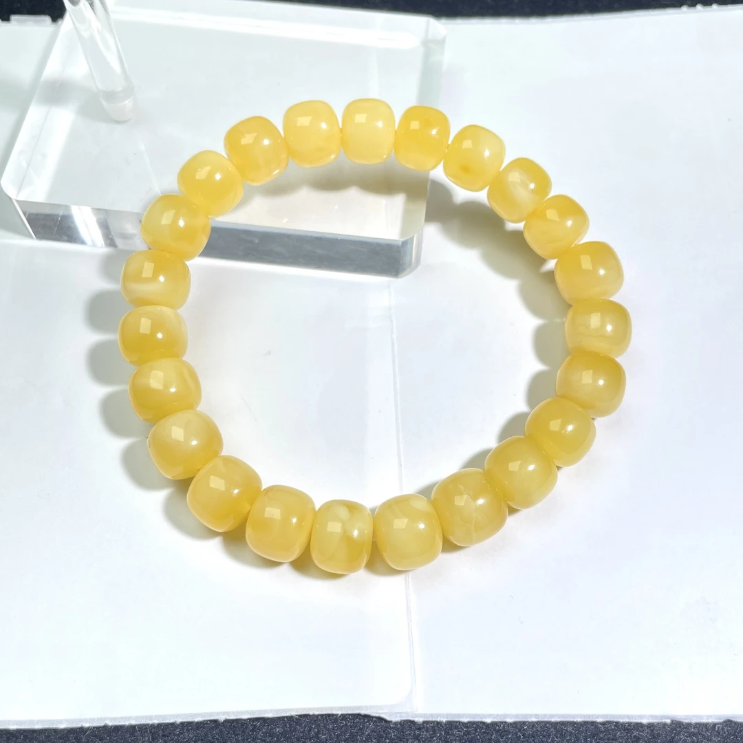 捡漏款 俄料鸡油黄满蜡妖孽纹蜜蜡手串10mm KT25022714