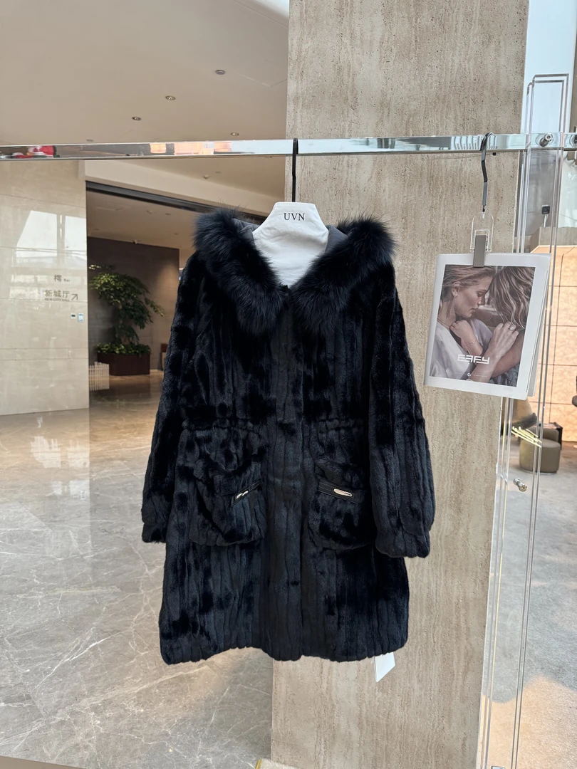 毛毛款外套女士中长款