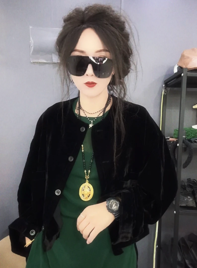 黑色真丝丝绒韩版上衣建议干洗