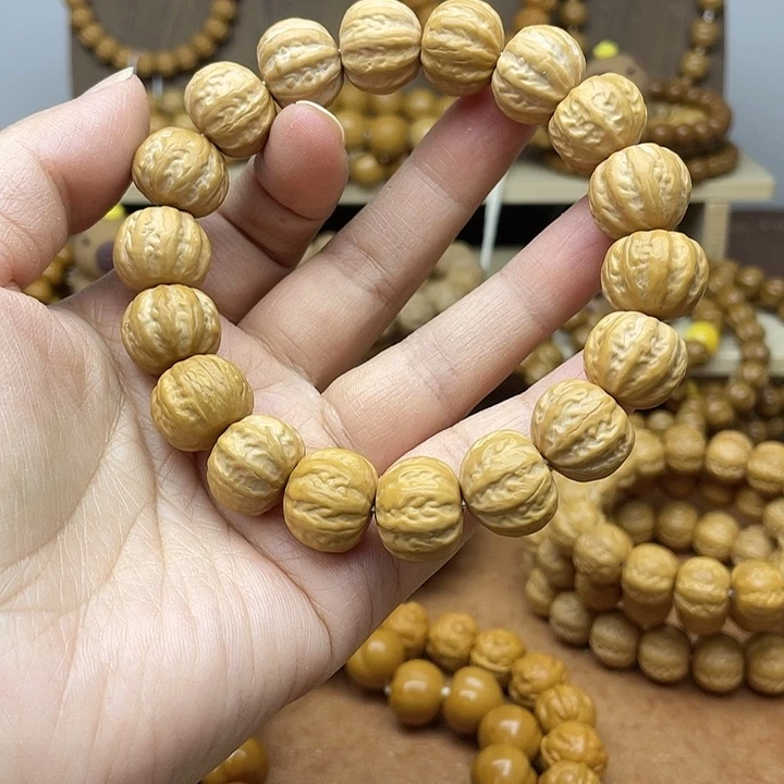 手串猴头核桃 浅雕京八棱